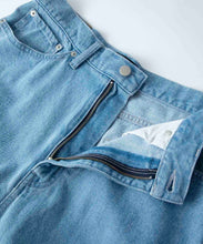 Load image into Gallery viewer, EMBROIDERY DENIM PANTS
