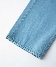 Load image into Gallery viewer, EMBROIDERY DENIM PANTS
